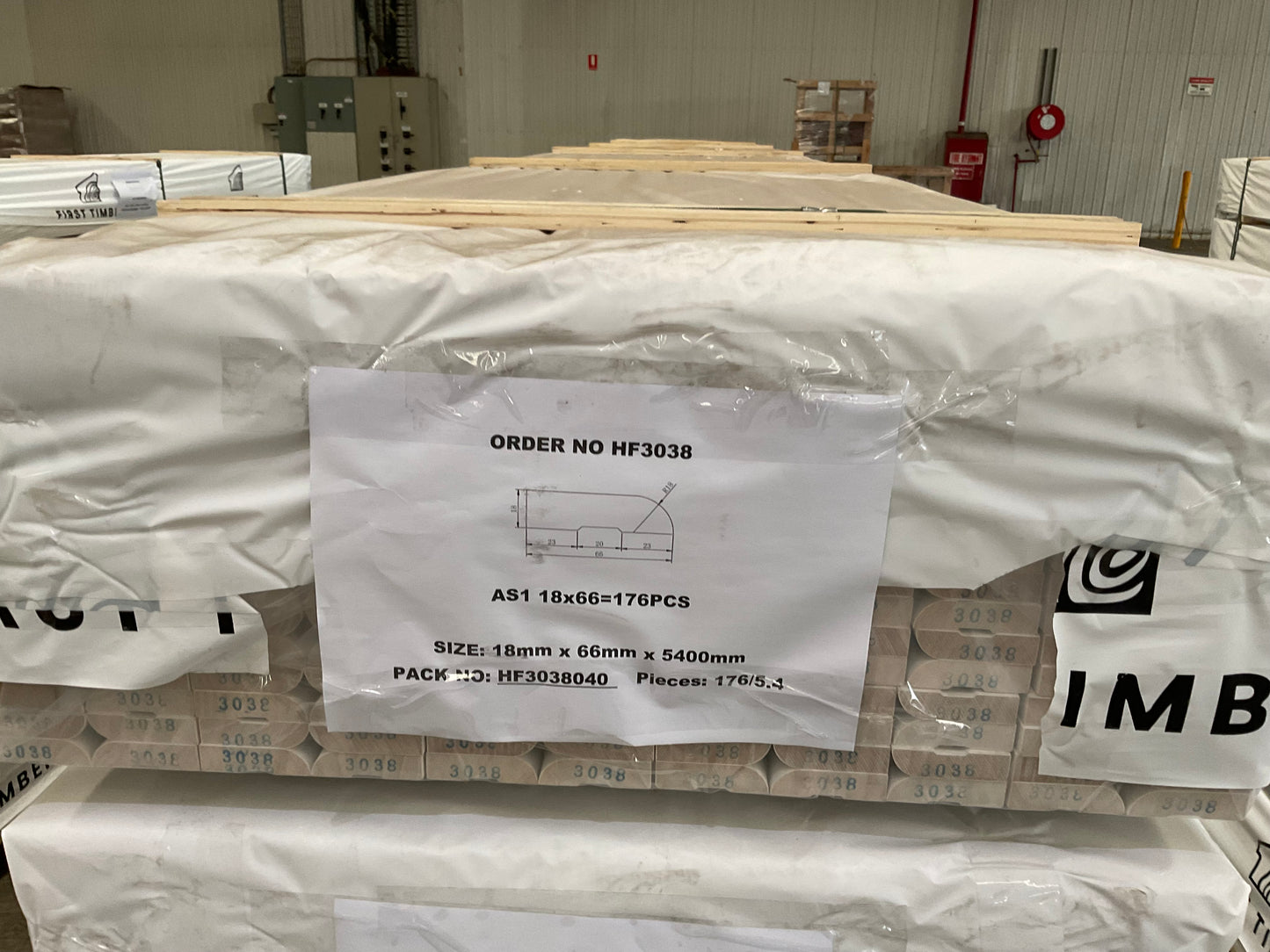 Bull Nose ARCHITRAVE &SKIRTING- primed pine (AS1)