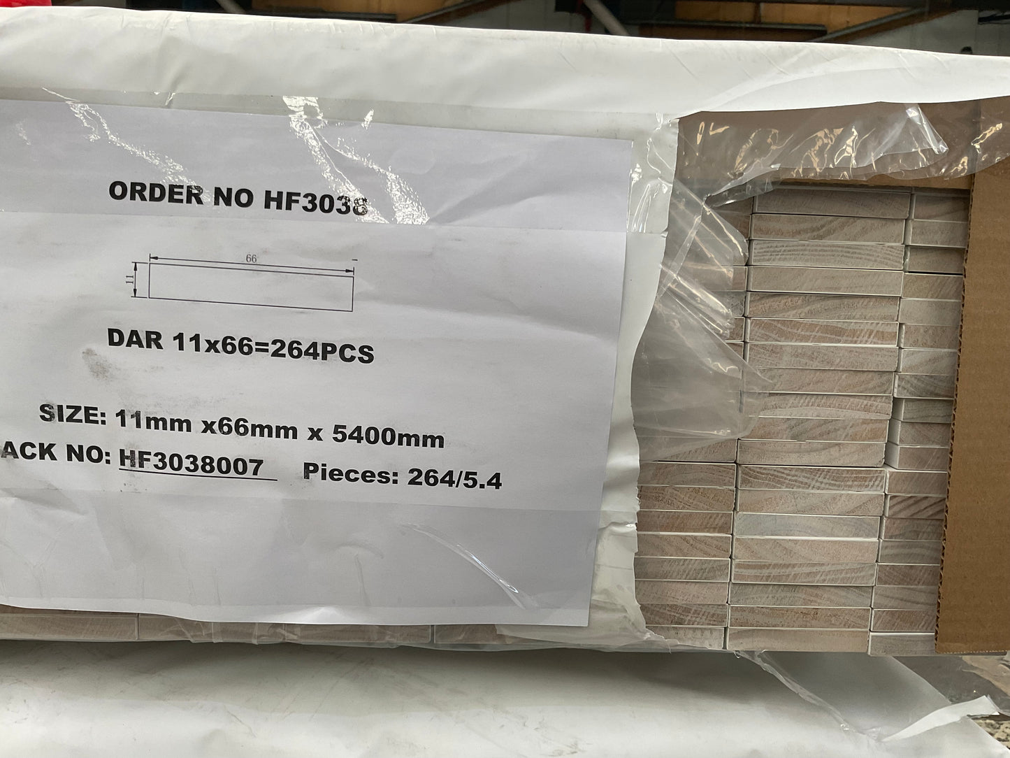 DAR ARCHITRAVE &SKIRTING- primed pine